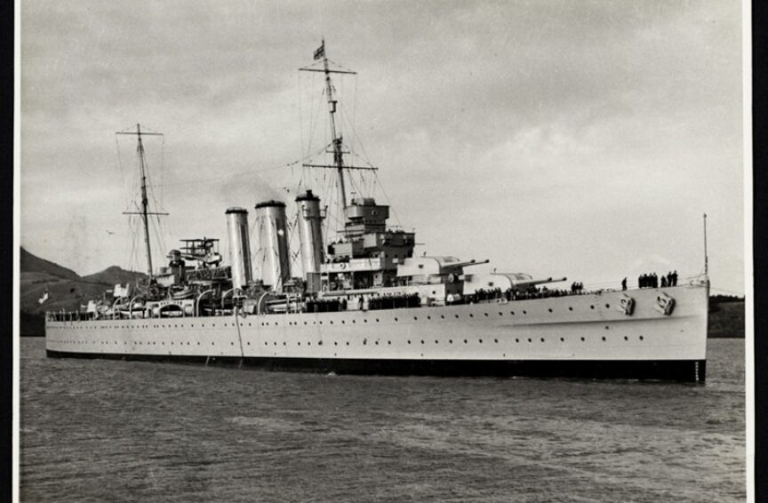 Hmas canberra lyttelton harbour